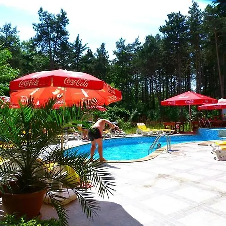 Valena Hotel 2*